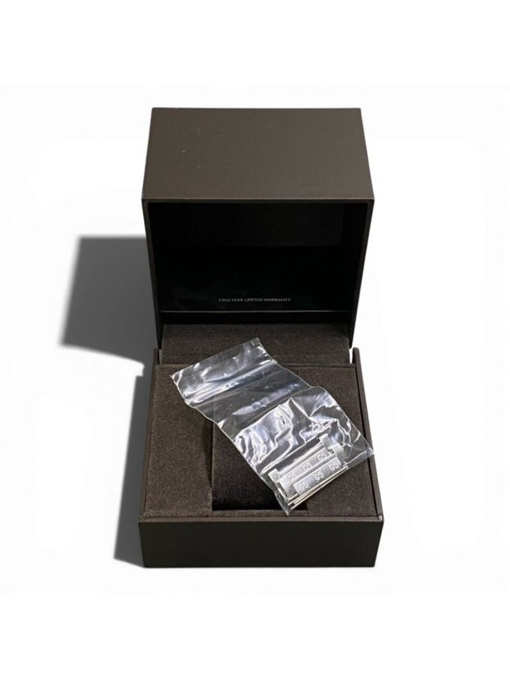 Gucci GG Logo Bangle Type Watch Bracelet - Picture 8 of 8